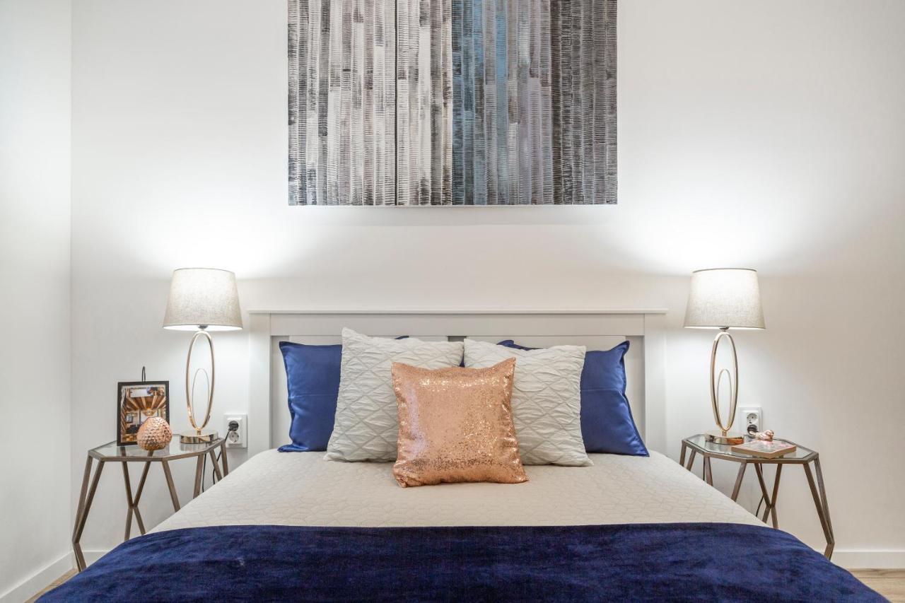 Stylish Luxury Apartment By Anna Budapest Eksteriør bilde