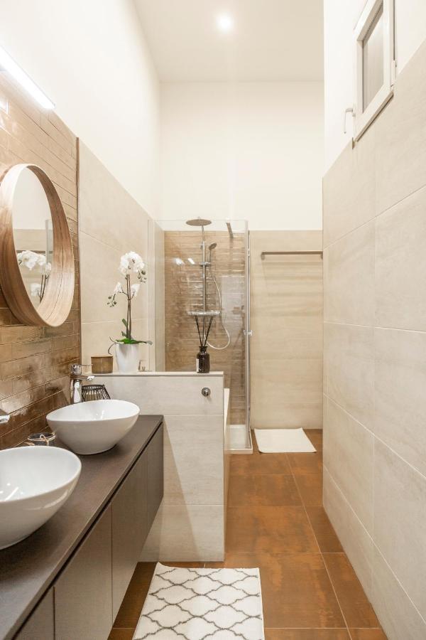 Stylish Luxury Apartment By Anna Budapest Eksteriør bilde