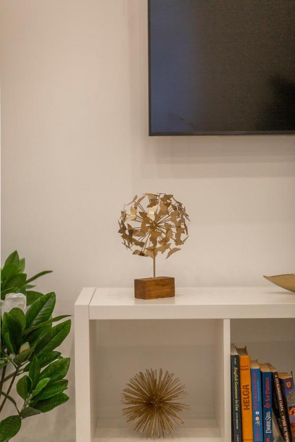 Stylish Luxury Apartment By Anna Budapest Eksteriør bilde