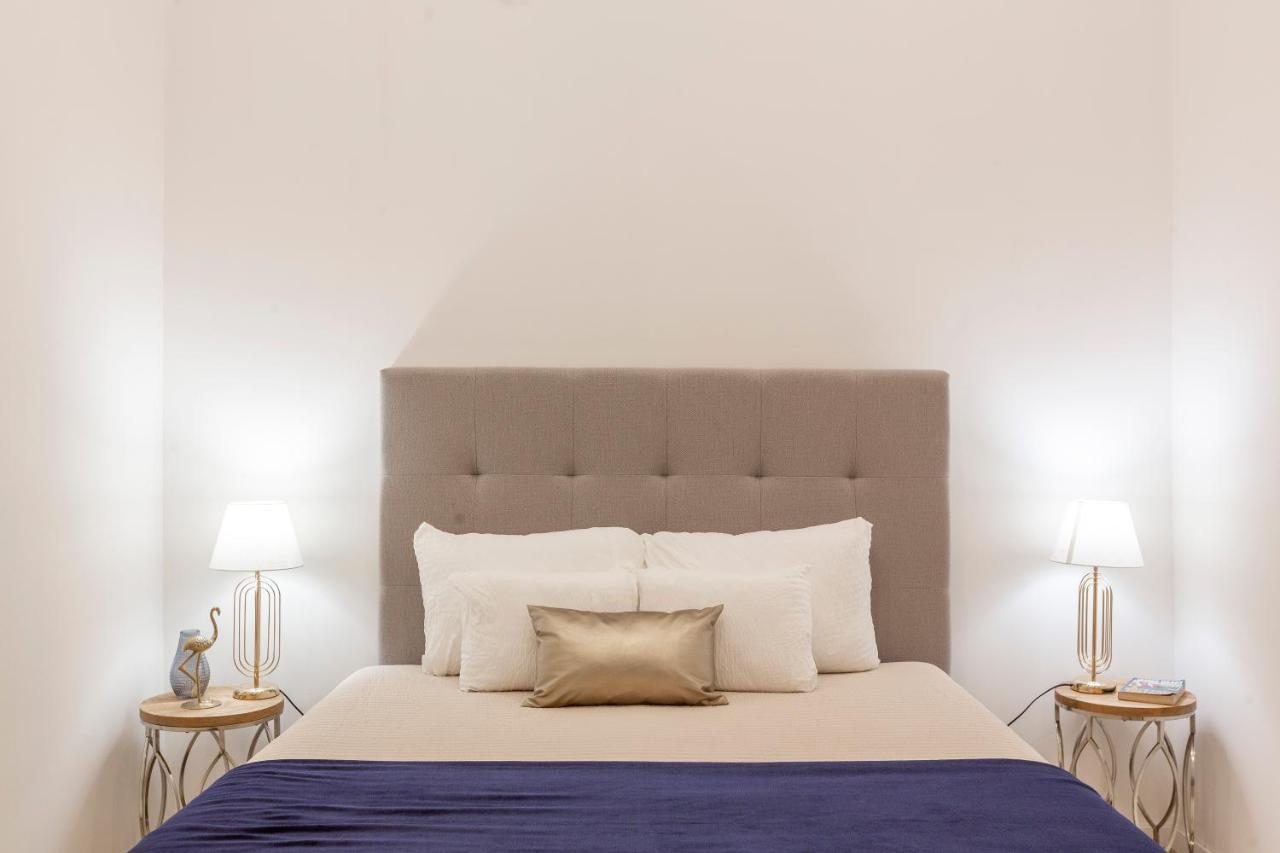 Stylish Luxury Apartment By Anna Budapest Eksteriør bilde